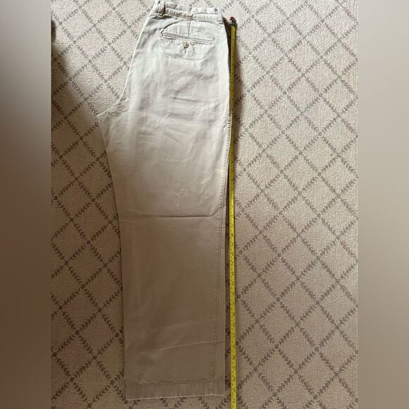 Vineyard Vines Broken In Chino Relaxed Fit Khaki 35 x 32 - Picture 9 of 10